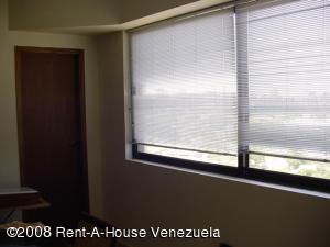 ORLANDO GIRALDO Apartamento En Venta En Maracaibo - El Milagro C&oacute;digo FLEX: 08-160 No.6