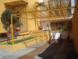 ARIADNA BOUQUETT MORENO Casa Venta Caracas Lomas de San Rafael de La Florida FLEXMLS-08-492