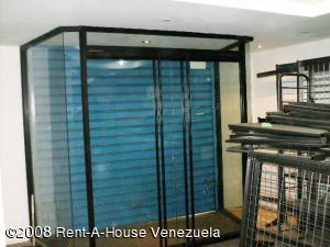 EILEEN CASTILLO Galpon - Deposito En Venta En Maracay - La Morita Código FLEX: 08-869 No.4