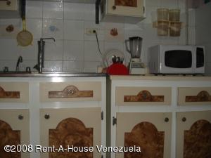 FRANQUICIA REGIONAL CENTRAL Apartamento en Venta en Paraparal en Maracay Código: 08-1131 No.3