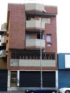 EILEEN CASTILLO Apartamento Venta Maracay Avenida Bolivar FLEXMLS-08-1225