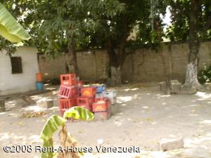 EILEEN CASTILLO Terreno Industrial En Venta En Maracay - San Isidro Código FLEX: 08-1736 No.4
