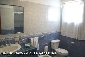 IGNATHELL RAMIREZ Casa En Venta En Maracay - El Limon C&oacute;digo FLEX: 08-2051 No.3