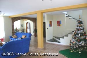 IGNATHELL RAMIREZ Casa En Venta En Maracay - El Limon C&oacute;digo FLEX: 08-2051 No.6
