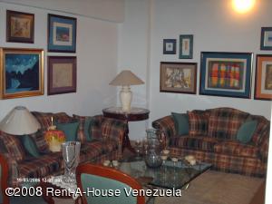 EILEEN CASTILLO Apartamento En Venta En Maracay - San Jacinto Código FLEX: 08-2240 No.2
