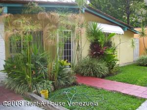EILEEN CASTILLO Casa En Venta En Maracay - El Castaño C&oacute;digo FLEX: 08-2289