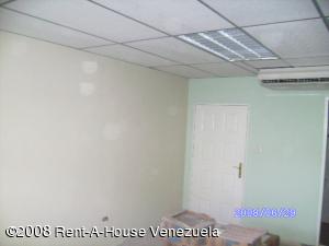 EILEEN CASTILLO Local Comercial En Venta En Turmero - Zona Centro Código FLEX: 08-3932 No.2