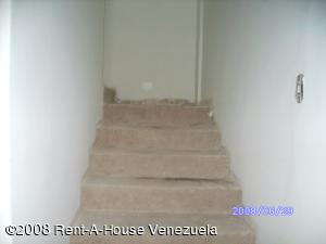 EILEEN CASTILLO Local Comercial En Venta En Turmero - Zona Centro Código FLEX: 08-3932 No.4