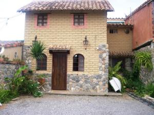 MANUEL ROGELIO PEREZ Townhouse Venta Barquisimeto Parroquia Catedral FLEXMLS-08-4130