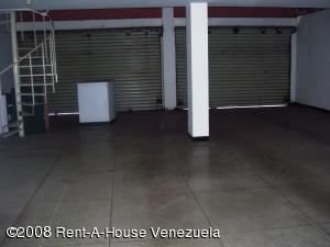 DAHYANA LUGO V-09650795-6 Edificio En Venta En Maracay - El Centro C&oacute;digo FLEX: 08-4360 No.3
