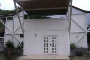 IVANA MASSIMINI Casa Venta Caracas Bosques de la Lagunita FLEXMLS-08-4362
