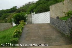 IVANA MASSIMINI Casa En Venta En Caracas - Bosques de la Lagunita C&oacute;digo FLEX: 08-4362 No.2