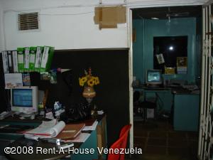 INMUEBLES  KSAMAR C.A. Galpon - Deposito en Venta en Los Haticos en Maracaibo C&oacute;digo: 08-4477 No.5