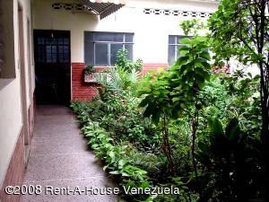 YOSELYN BOGIER Casa En Venta En Maracay - El Centro C&oacute;digo FLEX: 08-4507 No.4