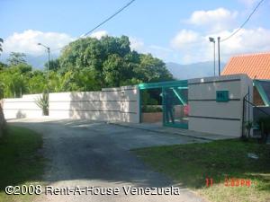 ARIADNA BOUQUETT MORENO Casa Venta Caracas Karimao Country FLEXMLS-08-4934