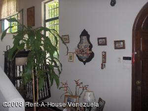 OSMAR GOMEZ Casa En Venta En Maracay - El Castaño C&oacute;digo FLEX: 08-5275 No.4