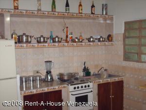 EILEEN CASTILLO Casa En Venta En Mariara - Vista Alegre Código FLEX: 08-5437 No.4