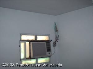 EILEEN CASTILLO Casa En Venta En Mariara - Vista Alegre Código FLEX: 08-5437 No.9