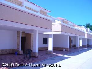 MARGARITA ESCALANTE Casa Venta Maracaibo Avenida Milagro Norte FLEXMLS-08-5560
