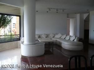 ALO INMUEBLES 2009, C.A. Apartamento En Venta En Caracas - Colinas de Valle Arriba <br/>C&oacute;digo FLEX: 07-5338 No.2