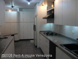 ALO INMUEBLES 2009, C.A. Apartamento En Venta En Caracas - Colinas de Valle Arriba <br/>C&oacute;digo FLEX: 07-5338 No.3