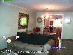 EILEEN CASTILLO Casa En Venta En Turmero - La Mantuana C&oacute;digo FLEX: 08-7076 No.5