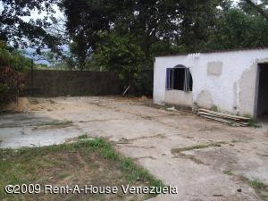 MARIA ALBA GIORDANO Casa En Venta En Valencia - Guataparo Country Club C&oacute;digo FLEX: 09-348 No.7