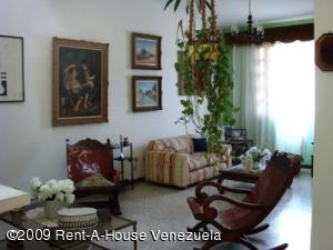 EILEEN CASTILLO Casa En Venta En Maracay - El Limon C&oacute;digo FLEX: 09-382 No.2