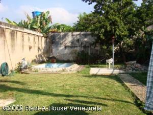 EILEEN CASTILLO Casa En Venta En Maracay - El Limon C&oacute;digo FLEX: 09-382 No.7