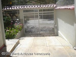MARIA ALBA GIORDANO Casa En Venta En Valencia - Terrazas de los Nisperos C&oacute;digo FLEX: 09-481 No.4