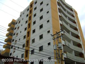EILEEN CASTILLO Apartamento En Venta En Maracay - La Soledad C&oacute;digo FLEX: 09-577