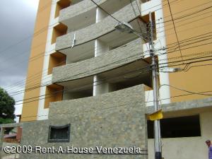 BELEN ALAYON Apartamento En Venta En Maracay - La Soledad C&oacute;digo FLEX: 09-577 No.2