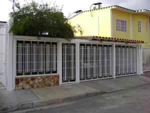 EILEEN CASTILLO Casa Venta Maracay Villas de Aragua FLEXMLS-09-992