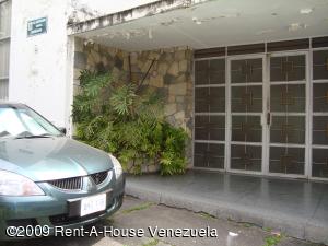 SULAY MEDINA DE PEROZO Casa Venta Caracas La Castellana FLEXMLS-09-1831