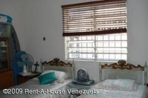 PATRICIA COLINA V-09752084-0 Local Comercial En Venta En Valencia - El Viñedo C&oacute;digo FLEX: 09-2483 No.5