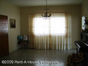 OSMAR GOMEZ Casa En Venta En Maracay - El Limon C&oacute;digo FLEX: 09-2770 No.6