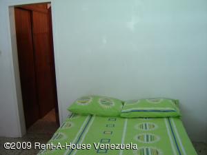 OSMAR GOMEZ Casa En Venta En Maracay - El Limon C&oacute;digo FLEX: 09-2770 No.7