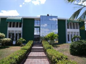 Alquiler - Comercial En Ciudad Bolivar - La Sabanitaimage fachada RAH:09-2802