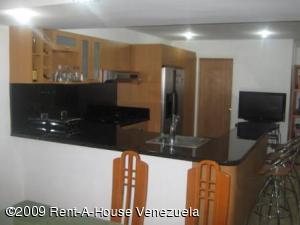 NURIA ROCAS Apartamento En Venta En Caracas - Campo Alegre C&oacute;digo FLEX: 09-2930 No.7