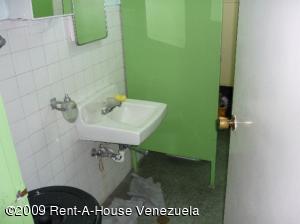 FRANQUICIA REGIONAL CENTRAL Oficina en Venta en Parroquia Santa Teresa en Caracas C&oacute;digo: 06-286 No.4