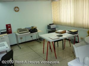 FRANQUICIA REGIONAL CENTRAL Oficina en Venta en Parroquia Santa Teresa en Caracas C&oacute;digo: 06-286 No.6