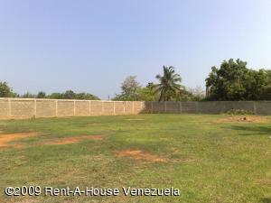 REAL & BUSINESS BROKER&acute;S C.A Terreno Comercial En Venta En Ciudad Ojeda - Tamare C&oacute;digo FLEX: 09-3214 No.1