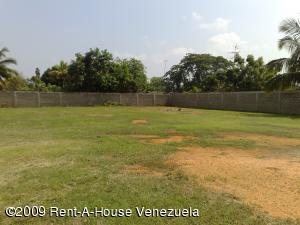 REAL & BUSINESS BROKER&acute;S C.A Terreno Comercial En Venta En Ciudad Ojeda - Tamare C&oacute;digo FLEX: 09-3214 No.2