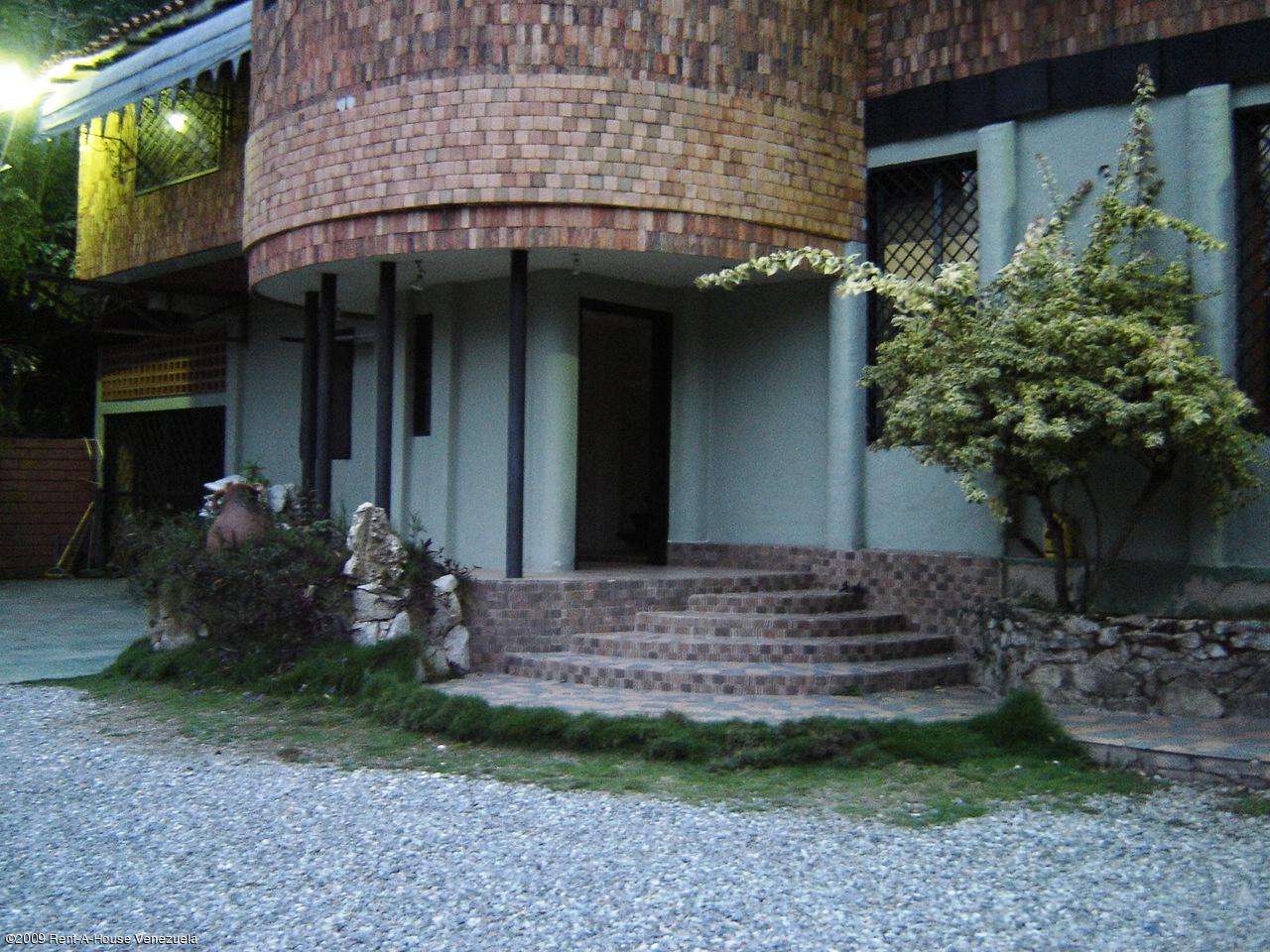OSCAR ILLARRAMENDI Casa En Venta En Maracay - El Limon C&oacute;digo FLEX: 09-3325 No.2