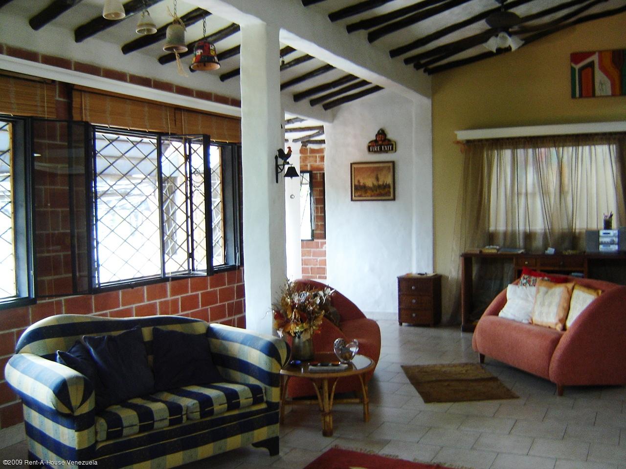 OSCAR ILLARRAMENDI Casa En Venta En Maracay - El Limon C&oacute;digo FLEX: 09-3325 No.8