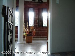 CARMEN ROSA BEA Casa En Venta En Maracay - El Limon C&oacute;digo FLEX: 09-3325 No.4