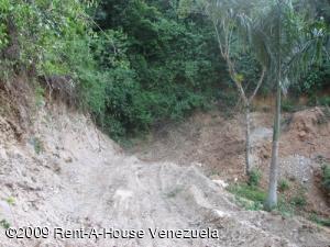 ARIADNA BOUQUETT MORENO Terreno  Venta Caracas Izcaragua FLEXMLS-09-3591