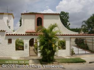 SORVELY SANCHEZ Casa En Venta En Valencia - La Trigaleña C&oacute;digo FLEX: 08-3996 No.2