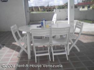 MASTER INTERNATIONAL Townhouse en Venta en Flamingo en Chichiriviche C&oacute;digo: 09-3877 No.2