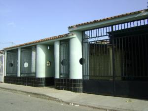 EILEEN CASTILLO Casa Venta Intercomunal Maracay-turmero La Julia FLEXMLS-09-3910